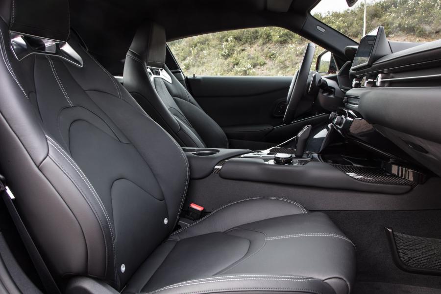 Интерьер Toyota GR Supra (A90) 2019 года  (WW) (фото 65 из 119)